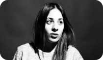 Chiara Ottolenghi, ritratto in bianco e nero